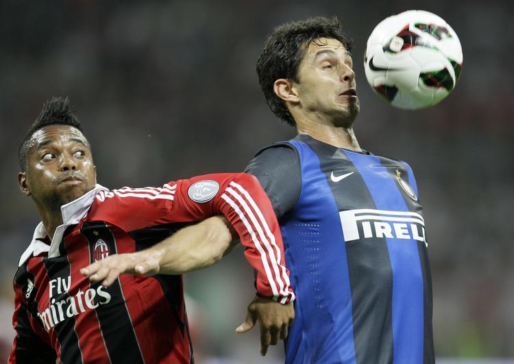 Derby. Trods en mand i undertal det meste af anden halvleg slog Andrea Ranocchia, og Inter rivalerne fra AC Milan med blandt andre Robinho på holdet. 