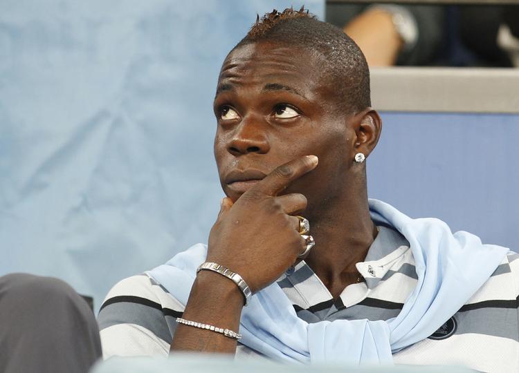 problematisk. Manchester Citys Mario Balotelli er et stort fodboldtalent, men italieneren har også vist sig at skabe problemer på de hold, han optræder på med en negativ indstilling og dårlig opførsel. 