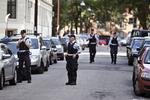 skyderi. Sidste år i august blev der skudt foran moskeen på Amerikavej på Vesterbro. En mand blev dræbt. 