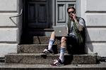 player. Jokeren aka. Jesper Dahl vil gerne være forfatter - i limboland mellem rod og borgerdyr. 