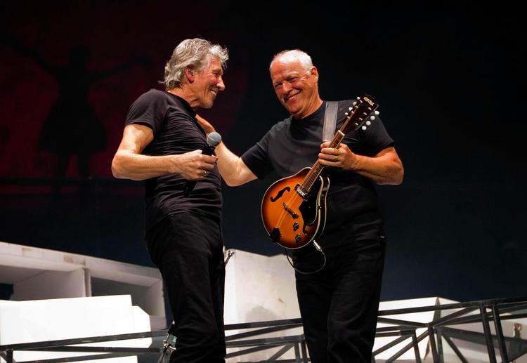 David Gilmour (th) med Roger Waters, som han spillede med i Pink Floyd.  