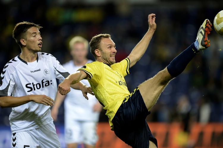 Fri. Der går ni dage, før Dennis Rommedahl er tilbage i Brøndby, der til den tid måske har ansat en ny træner. 