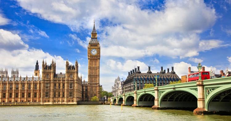 STORBYFERIE. London er en af de destinationer, der er billig at flyve til i efteråret. 