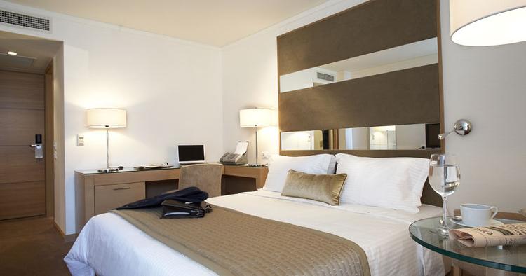 HOTELFERIE. Det er billigere at bo på hotel i Danmark end i de andre nordiske lande. 