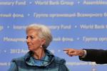opblødning. Christine Lagarde mener, at grækerne bør have to år mere til at opfylde de strenge sparekrav. 