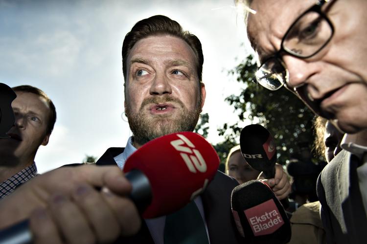 spindoktoren. Peter Arnfeldt afhøres i dag i skattekommissionen om, hvor meget han selv og hans daværende chef, skatteminister Troels Lund Poulsen, fik at vide om Helle Thornings skatteforhold. (arkiv) 