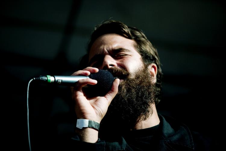 Musik. Jannis Noya Makrigiannis og resten af Choir of Young Believers skal spille med Depeche Mode. 