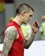 udsmykning. Daniel Aggers ryg er fyldt med tatoveringer med vikingemotiver, men danskeren har også lagt knoer til en Liverpool-tatovering. 