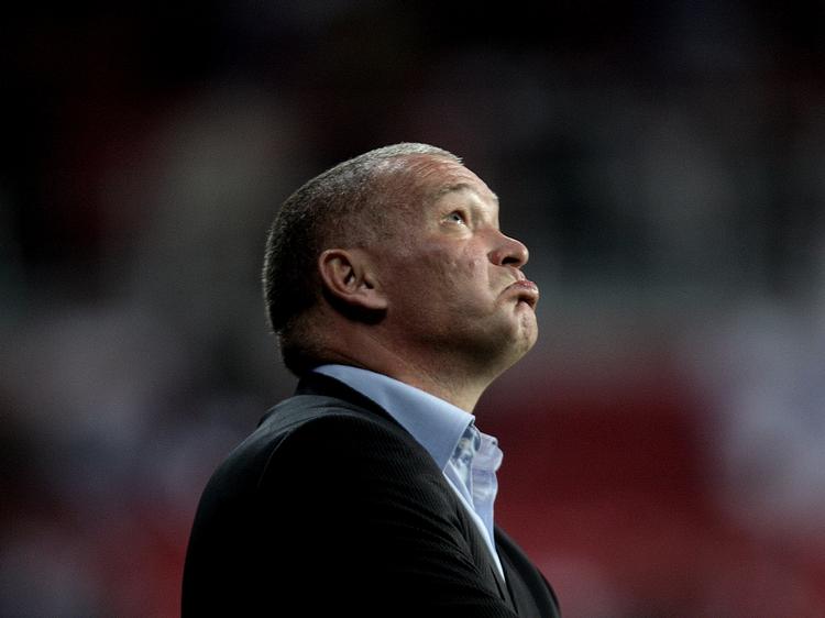 assistent. John 'Faxe' Jensen skal lære Brøndby-spillerne at kigge opad igen efter en forfærdelig sæsonstart. 