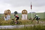Gråzone. En dansk veteranrytter er blevet idømt to års karantæne for doping. De to ryttere på billedet er på vej i Sjælland Rundt anno 2008 og er ikke implicerede i sagen. 