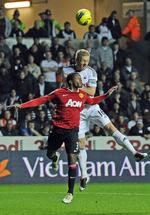 Reserve. Efter Laudrups ankomst til Swansea har Monk (bagerst) kun spillet to kampe for klubben. 