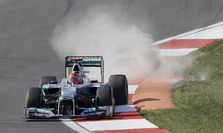 Nedtælling. Om fem grandprixer er Michael Schumachers enestående karriere i Formel 1 forbi. 