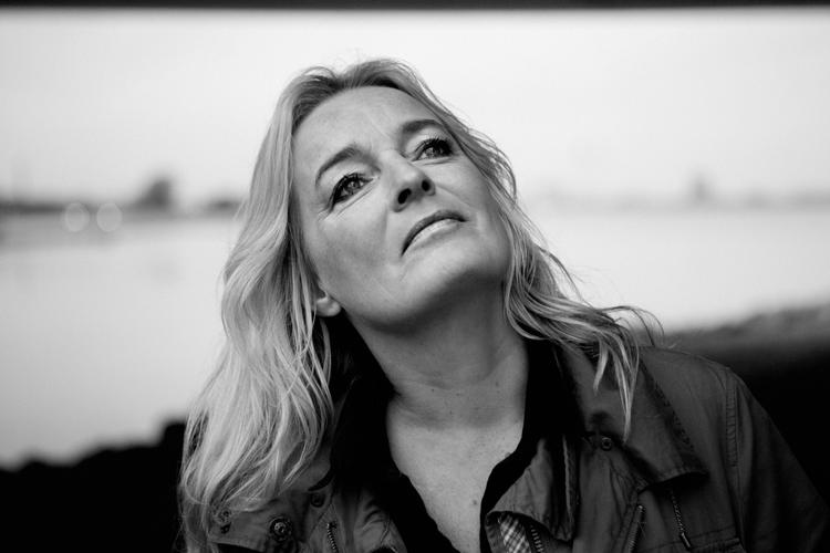 Legende. Anne Linnet er selvfølgelig også repræsenteret på listen med 'Barndommens gade'. 