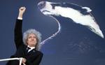 Aktivister. Guitarist i Queen Brian May er en af de mange, der vil have myndighederne til at indstille planerne om at skyde en stor del af grævlingebestanden i Storbritannien. 