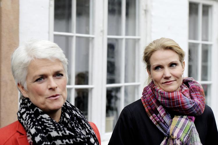 Møde. Annette Vilhelmsen mødes for anden dag i træk med ledende ministre for at diskutere regeringssamarbejdet efter formandsskiftet i SF. 
