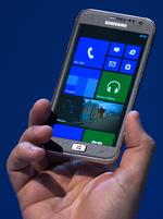 bærbar. Microsoft oplyser, at firmaet også vil udgive versioner af Xbox Music, som kan køre på Googles Android- og Apples iOS-apparater næste år. Men Windows Phone8-udgaven kommer med det samme. 