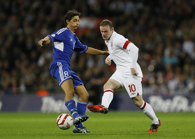 Klasseforskel. Polen bliver en noget større mundfuld for Rooney og co. end San Marino. 