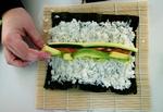 RUL. Forkæl familien med hjemmelavet sushi i aften - se hvordan kokken Carsten Kyster gør. 