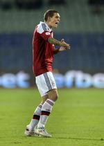 Nøglespiller. Den danske anfører Daniel Agger er landstrænerens garant for at den taktiske plan overholdes. 