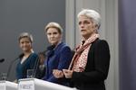 Regeringsmøde. De tre partiledere mødtes tirsdag for første gang i spejlsalen i Statsministeriet. 