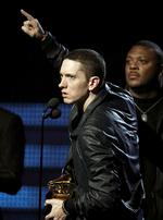 selvlært. Eminem alias Marshall Bruce Mathers III øser af egne erfaringer, når han komponerer sine kompromisløse rapsange. 