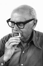 humanisten. Debatbogen, redigeret af Hans Hertel, debaterer hvad humanisme er for en størrelsen, og er derfor en modig bog, helt i samklang med PH selv, skriver Biskop Kjeld Holm. 