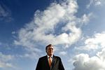 CHOK. Saxo Bank-direktør  Lars Seier Christensen chokerede tv-værten på en af USA's største tv-stationer, da han fortalte, at danskere i den øvre middelklasse betaler op mod 80 procent ifølge hans beregninger. 