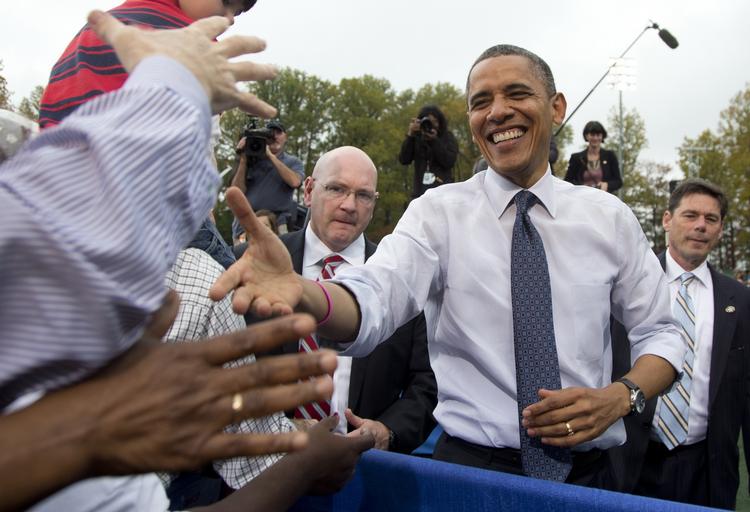 Offensiv. Barack Obama benyttede et besøg i svingstaten Virginia til at lancere et nyt angreb på sin modstander. 