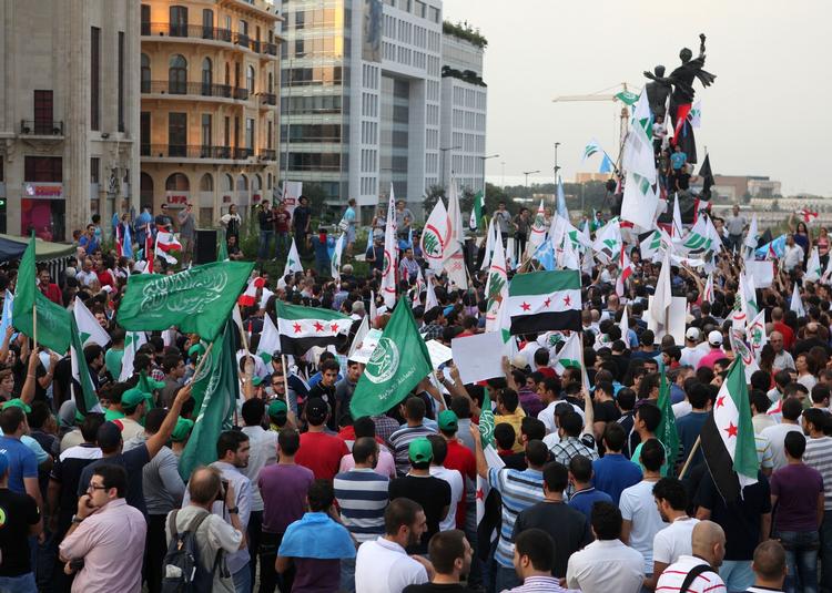 Vrede. Allerede i går var der omfattende demonstrationer i Beirut vendt mod Syrien. 