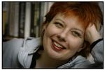 syndefald. Juliane Preislers nye roman får sig ikke så lidt til at tænke på Bergmans 'Persona' og Hitchcocks 'Fuglene'. 