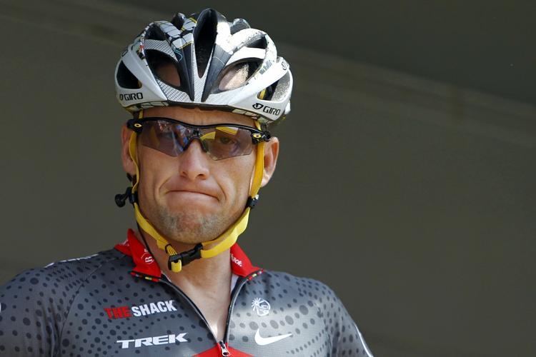 Doping. Den belgiske kanibal, Eddy Merckx, kalder sagen mod Armstrong for dybt uretfærdig. 