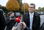 SKATTESAG. Den tidligere skatteminister Troels Lund Poulsen på vej ind til dagens afhøring i kommissionen. 