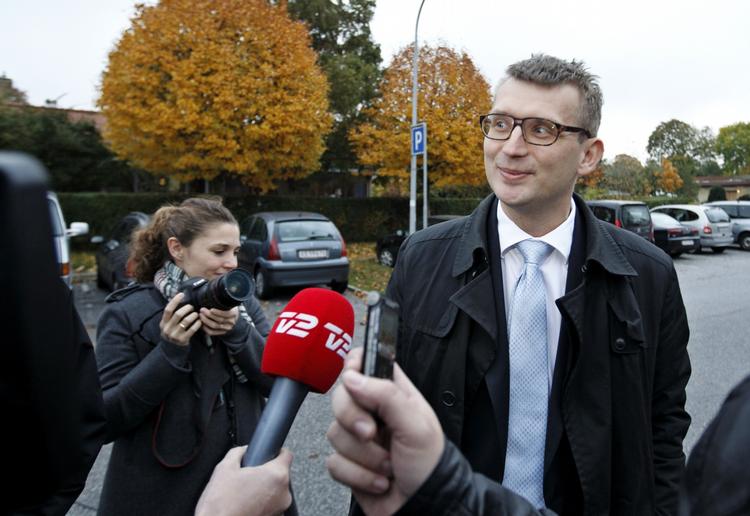 SKATTESAG. Den tidligere skatteminister Troels Lund Poulsen på vej ind til dagens afhøring i kommissionen. 