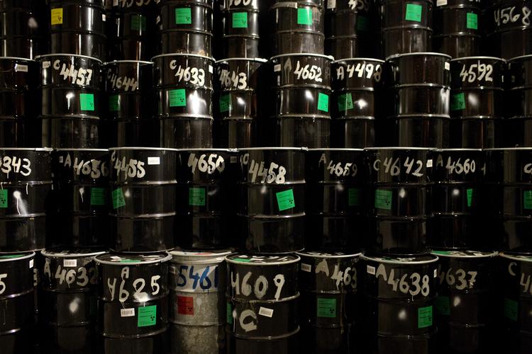 restprodukt. Det er disse tønder med radioaktivt affald på Forsøgsstation Risø, der er problemet. 