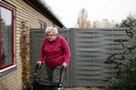 Glidebane. Thyra Frank fra Liberal Alliance frygter, at flere kommuner kan nedjustere deres vurdering af, hvor meget hjælp ældre og handikappede har brug for i hjemmet. 