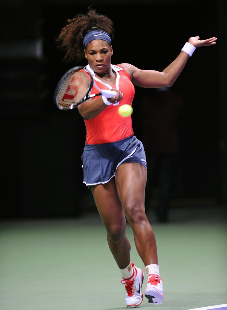 suveræn. Serena Williams har endnu ikke spillet sig ud, men er alligevel i finalen i sæsonafslutningen. 