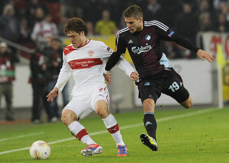 0-0. Stuttgart havde mest spil og flest chancer i kampen mod FCK, men københavnernes defensiv sikrede et flot resultat i den svære udekamp. 
