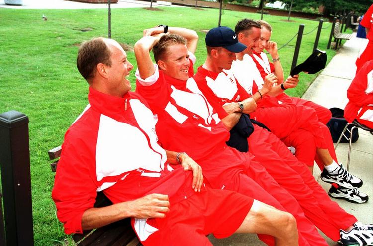 OL-DOPING. Tre af Danmarks fem deltagere ved OL i 1996 har siden indrømmet brug af doping. I 1996 kørte Bjarne Riis, Rolf Sørensen, der vandt sølv, Brian Holm, Jesper Skibby og Lars Michaelsen for Danmark i Atlanta. 