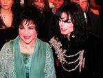 Post mortem. Selv efter sin død tjener Michael Jackson mere end nogen levende kunstner. 