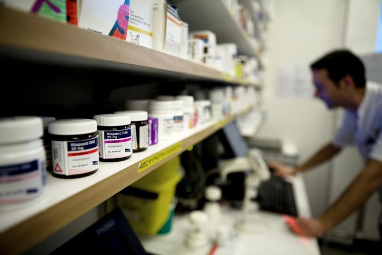 Medicin. 4.000 læger modtager i næste uge et brev, der beder dem tjekke en ekstra gang for dobbeltordination. (arkiv) 