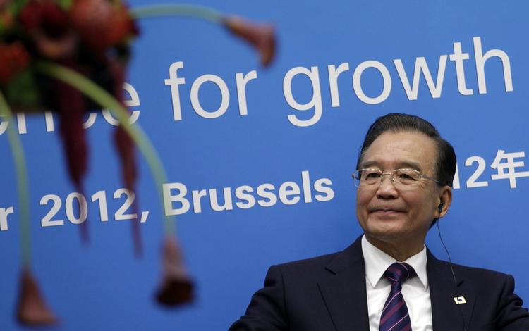 Censur. En amerikansk nyhed om Kinas premierminister Wen Jiabao har fået Kina til at lukke for netadgang. Her ses Wen ved et EU-Kina-topmøde i Bruxelles i sidste måned. 