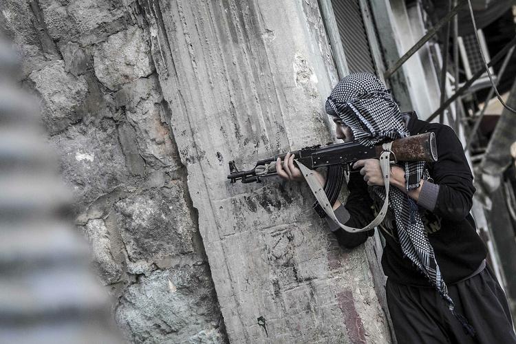 KAMPKLAR. Oprørsstyrkerne har ikke ladet våbene ligge under den aftalte våbenhvile i Syrien. 