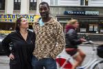 FARVEL. Betina Harrison og David-Rae Antonio Harrison er nogle af de 30.000 kunder, der har forladt Danske Bank. Men banken siger, at den også har fået nye kunder. 