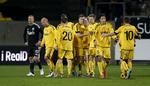 Mandag. Horsens slog FCK 1-0 i aftes. Matcherne om mandagen er ikke nogen tilskuermagnet. Faldet i tv-seere er på  28 procent. Heller ikke den sene kamp om søndagen kl. 19 har det godt. Her lyder faldet på 25 procent, mens kampene om lørdagen har 34 procent færre seere. 