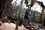 Leg. Børn leger på legepladsen i skolegården på Gasværksvejens Skole. 
