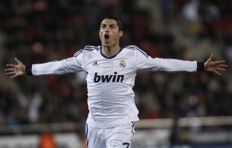 målform. Efter en periode med tristhed er den portugisiske stjernespiller Cristiano Ronaldo igen begyndt at score mål på samlebånd. 
