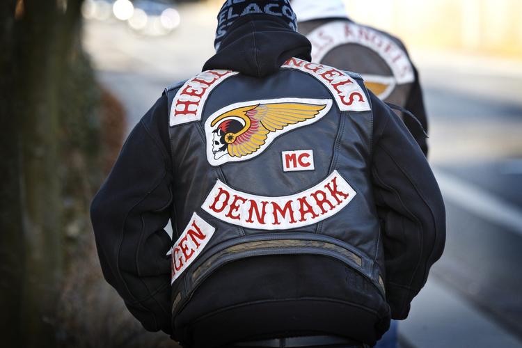 Rockerne styrer en del af landets tatovører, men kun få af iofrene tør stå frem. Andre kommer selv fra rockermiljøet. 