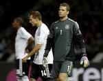 SKUFFET. Landsholdskeeper Manuel Neuer er irriteret over, at Tyskland har lukket mange mål ind i de seneste kampe. 