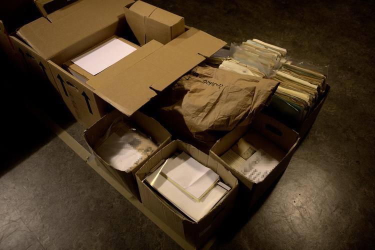 DANMARKSHISTORIE. To mænd er fortsat varetægtsfængslet for at have stjålet to hyldemeter dokumenter fra Rigsarkivet og Landsarkivet for Sjælland. 