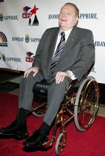 PROVOKATØR. Larry Flynt har igennem årene haft mange modstandere, fordi han i sine magasiner konsekvent går til grænsen og – ifølge mange – ofte langt over. 